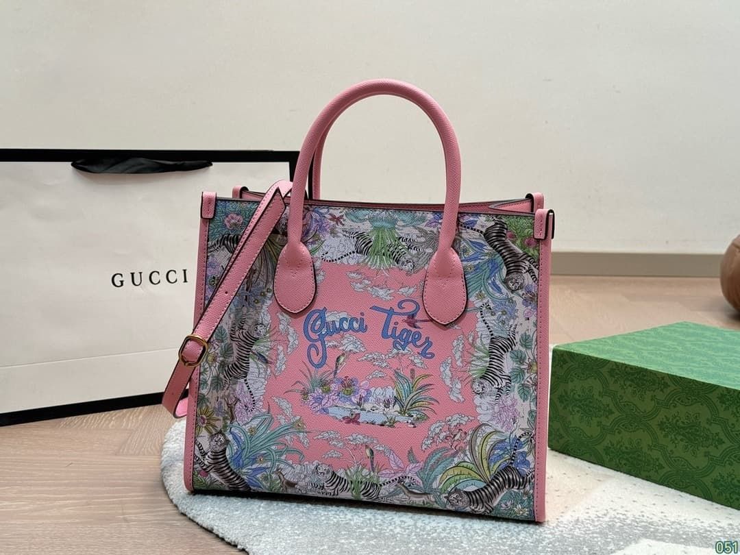 Gucciグッチの大容量で耐久性があり絶美なトートバッグ