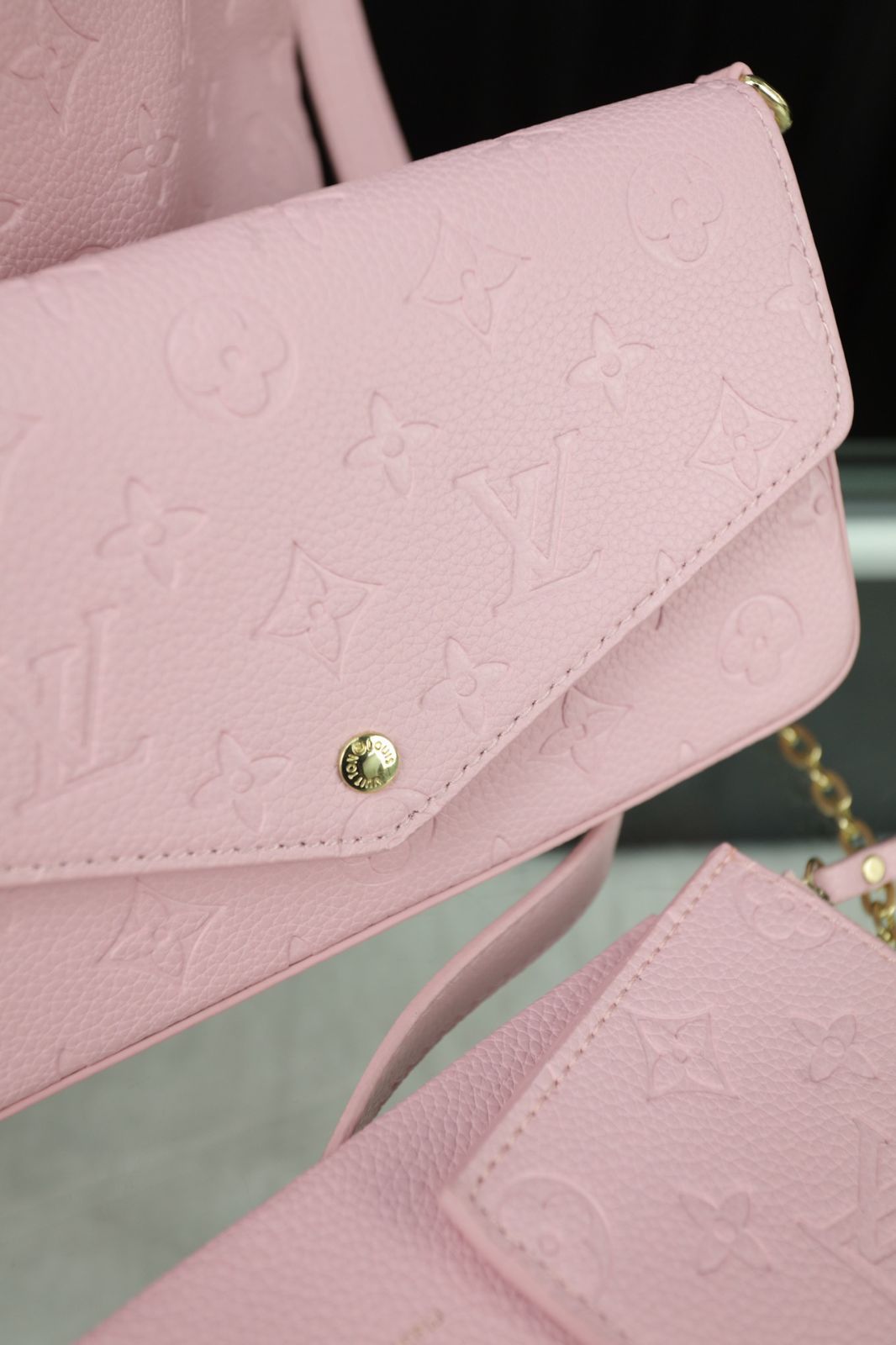 [本日特価] 3点セット LV ショッピングバッグ + エンベロープバッグ + 財布 万能スタイル！ [本日特価|新品未使用品]