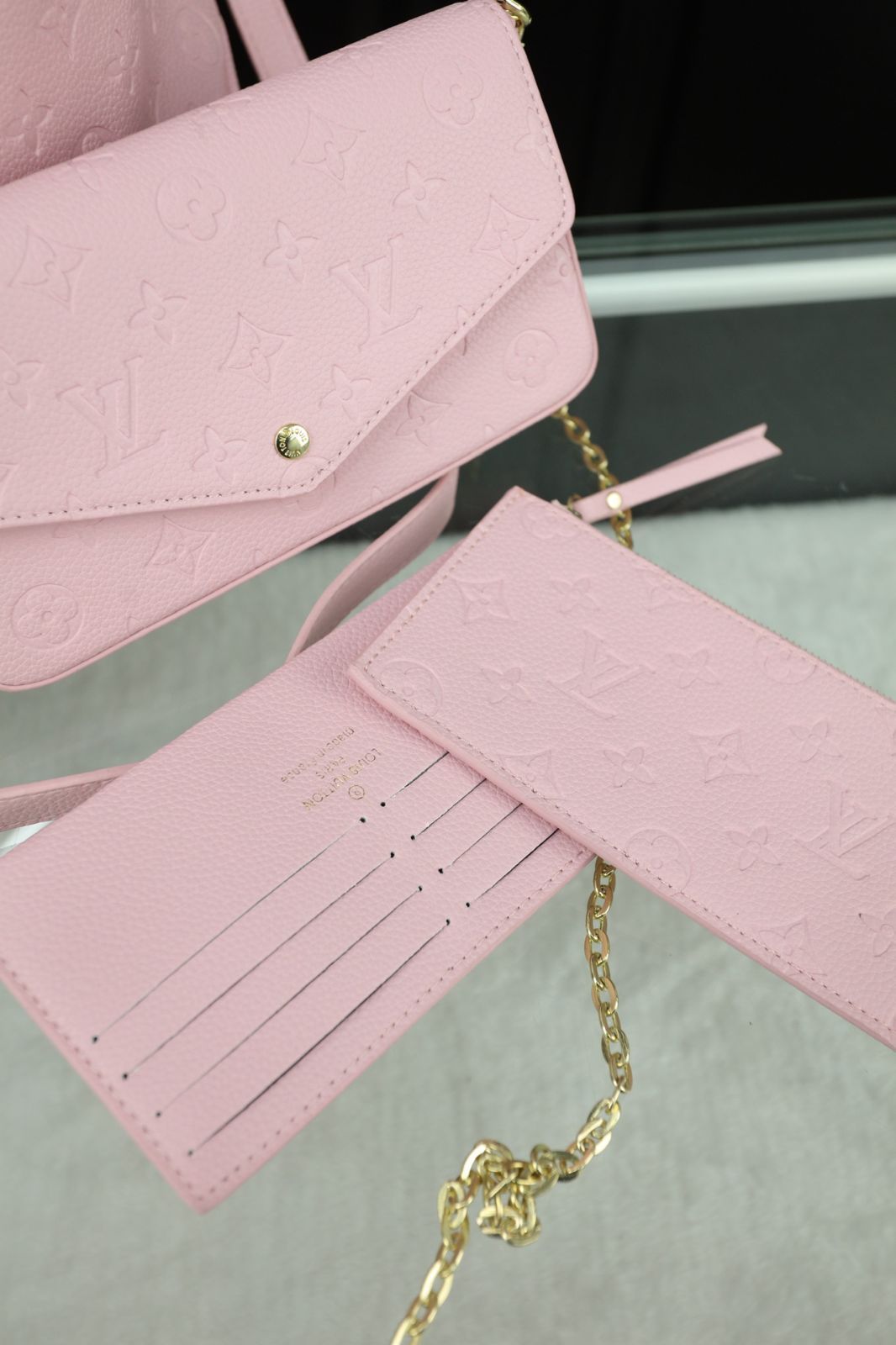 [本日特価] 3点セット LV ショッピングバッグ + エンベロープバッグ + 財布 万能スタイル！ [本日特価|新品未使用品]