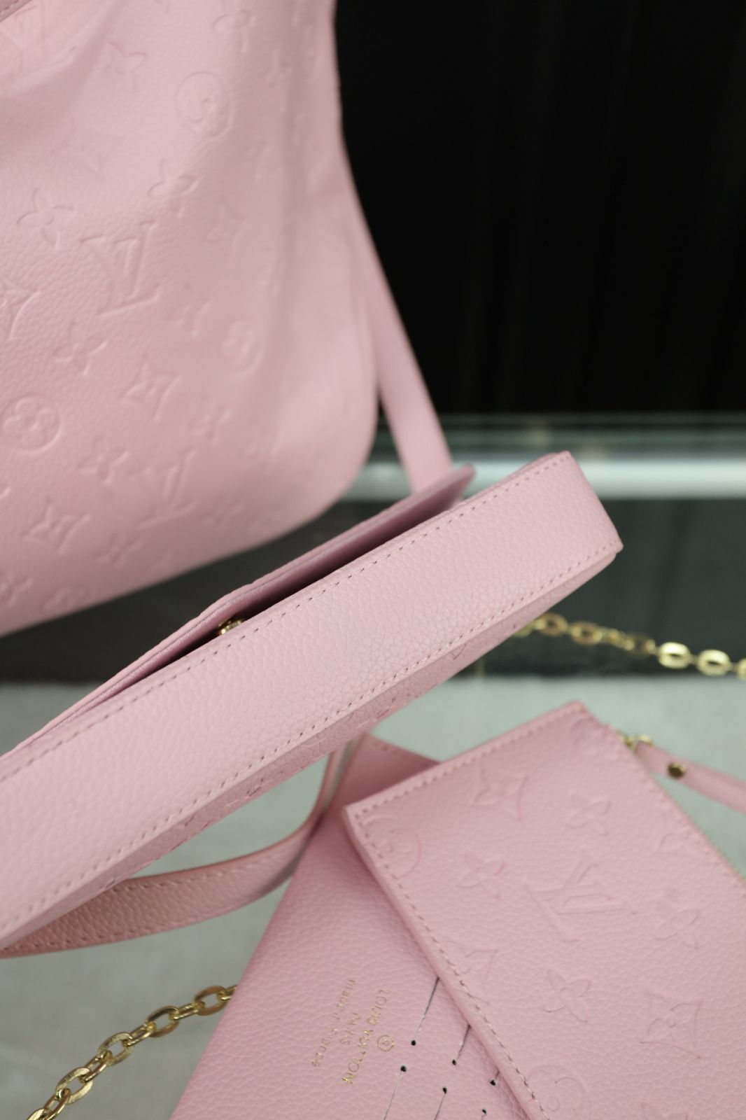 [本日特価] 3点セット LV ショッピングバッグ + エンベロープバッグ + 財布 万能スタイル！ [本日特価|新品未使用品]