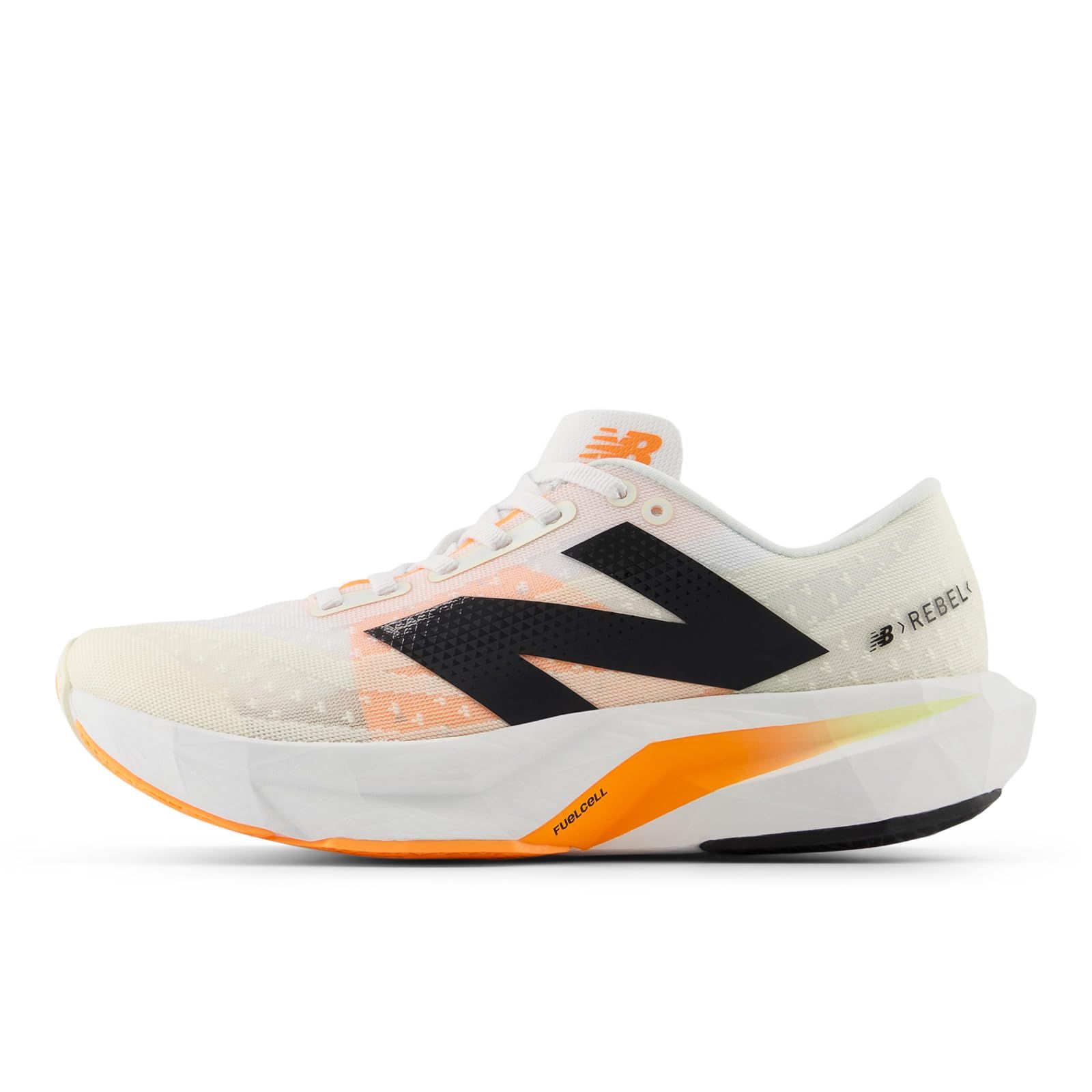 [ニューバランス] ランニングシューズ FuelCell Rebel v4 フューエルセル レベル 現行品 レディース CN4(WHITE/ORANGE) 22.5 cm B [CN4(WHITE/ORANGE)] [22.5 cm B]