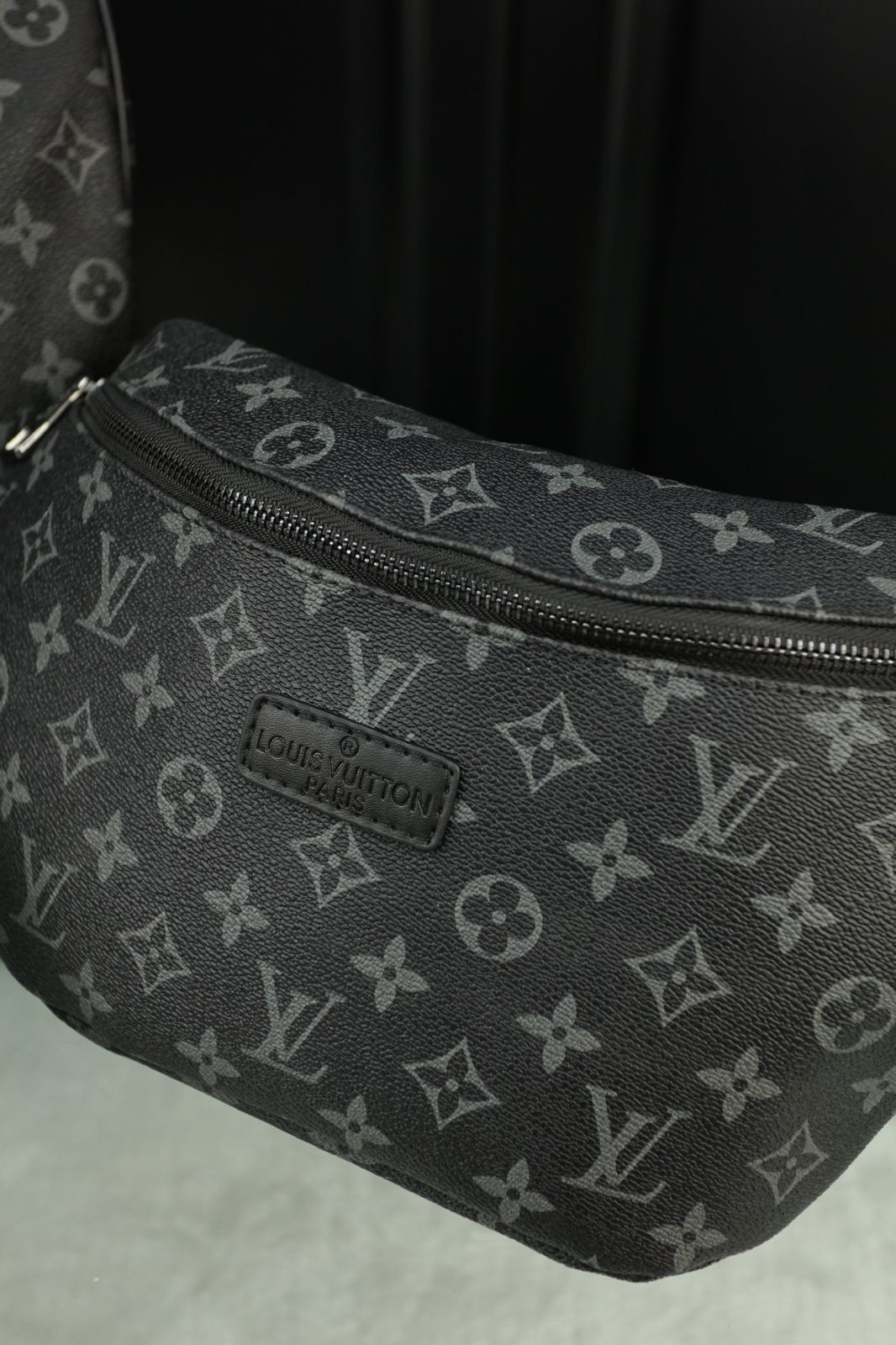 [本日特価] 3点セット LV 旅行空港バッグ + チェストバッグ/ウエストバッグ + 財布 大容量 休暇旅行に必須！ [本日特価|新品未使用品]
