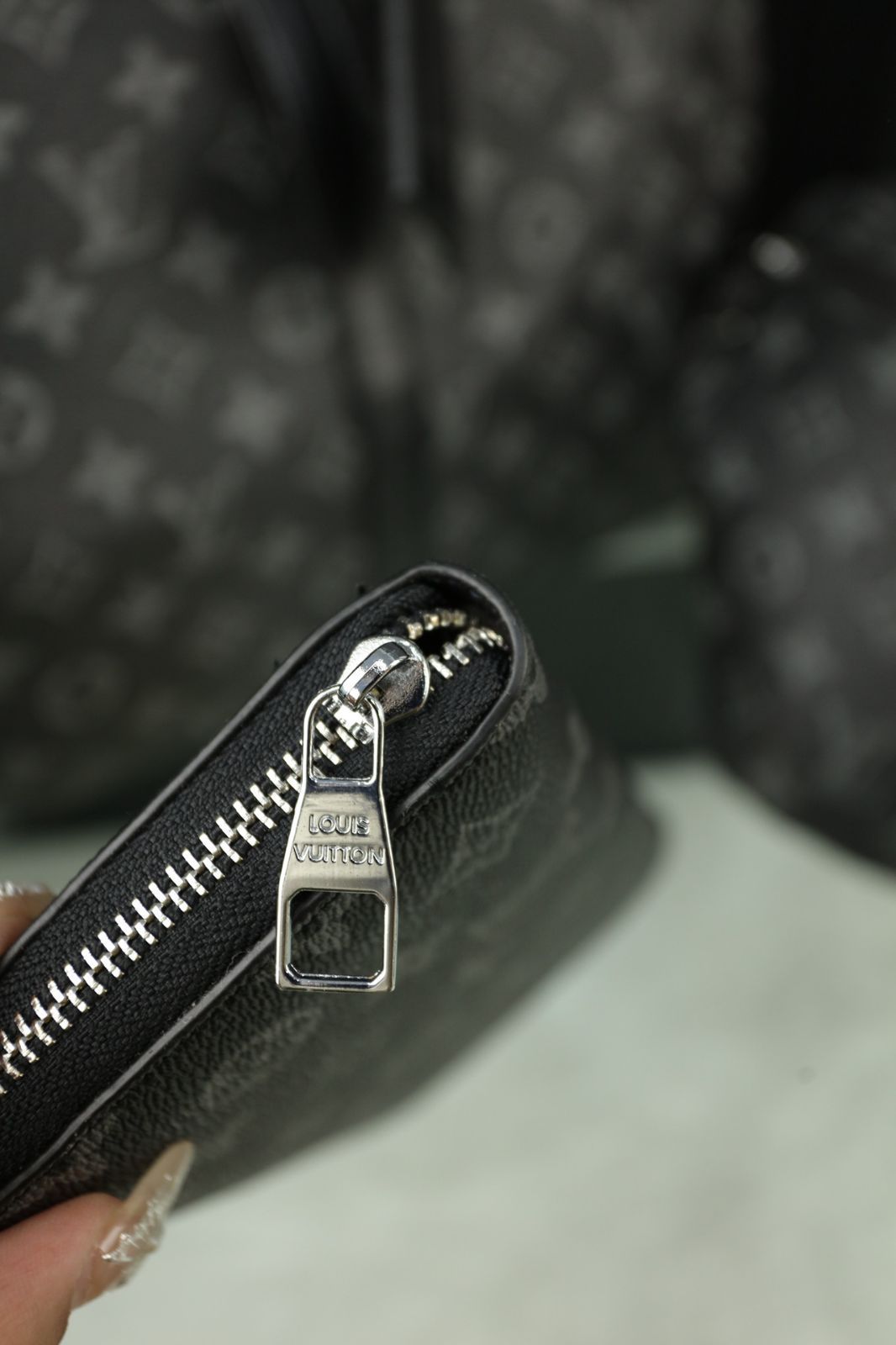 [本日特価] 3点セット LV 旅行空港バッグ + チェストバッグ/ウエストバッグ + 財布 大容量 休暇旅行に必須！ [本日特価|新品未使用品]