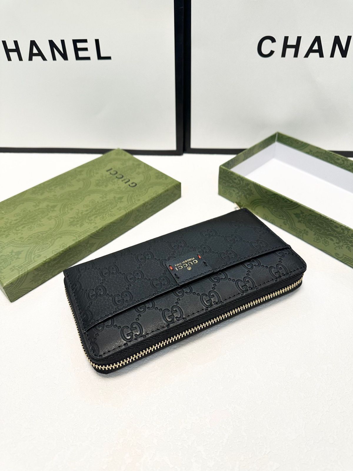 GUCCIグッチクラシック財布、銀行カードバッグ、ゼロ財布、マルチャカードビット大容量[本日特価|新品未使用品]