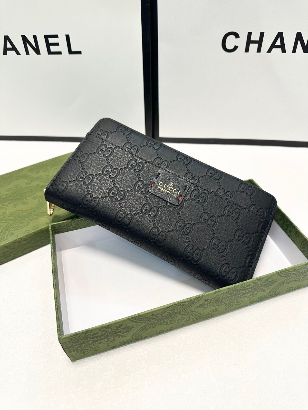 GUCCIグッチクラシック財布、銀行カードバッグ、ゼロ財布、マルチャカードビット大容量[本日特価|新品未使用品]