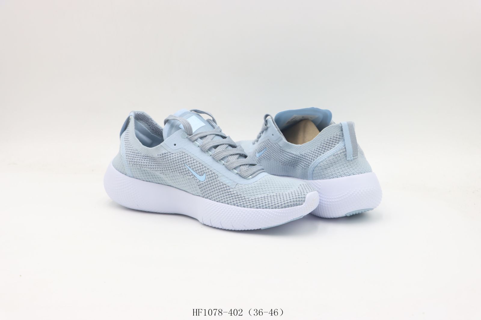 【今日特価】ナイキ ランニングシューズ 藍白 HF1078-402（Blue and White）