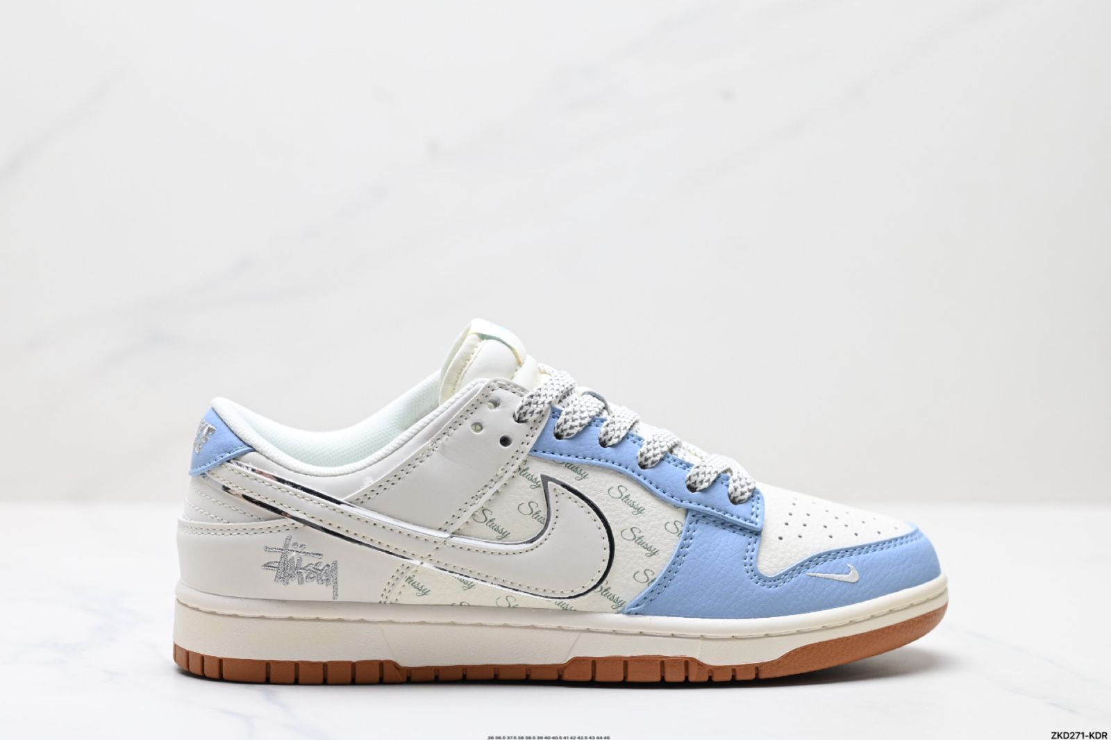 全新未使用Nike SB Dunk Low ステューシー コラボ ホワイト/ブルー/グムソール ローカット スニーカー ZH2598-246