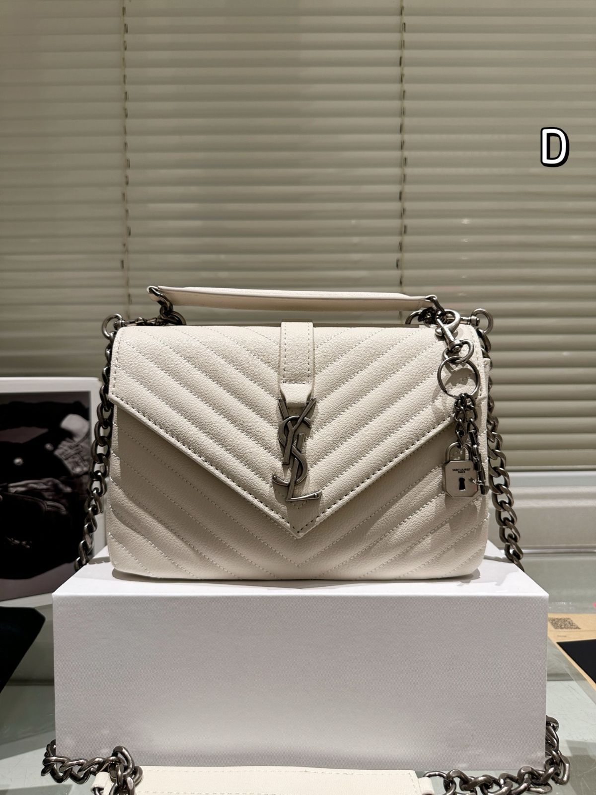 【今日特価】YSL Niki 23cm Messenger Bag・YSL ニキ 23cm メッセンジャーバッグ-WTO輸入