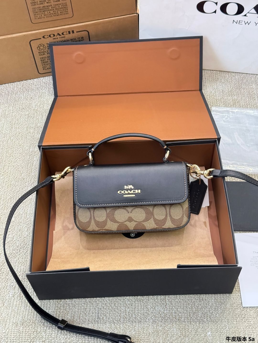 【今日特価】Coach Josie クラシック ゴールド ミニ バッグ-WTO輸入1