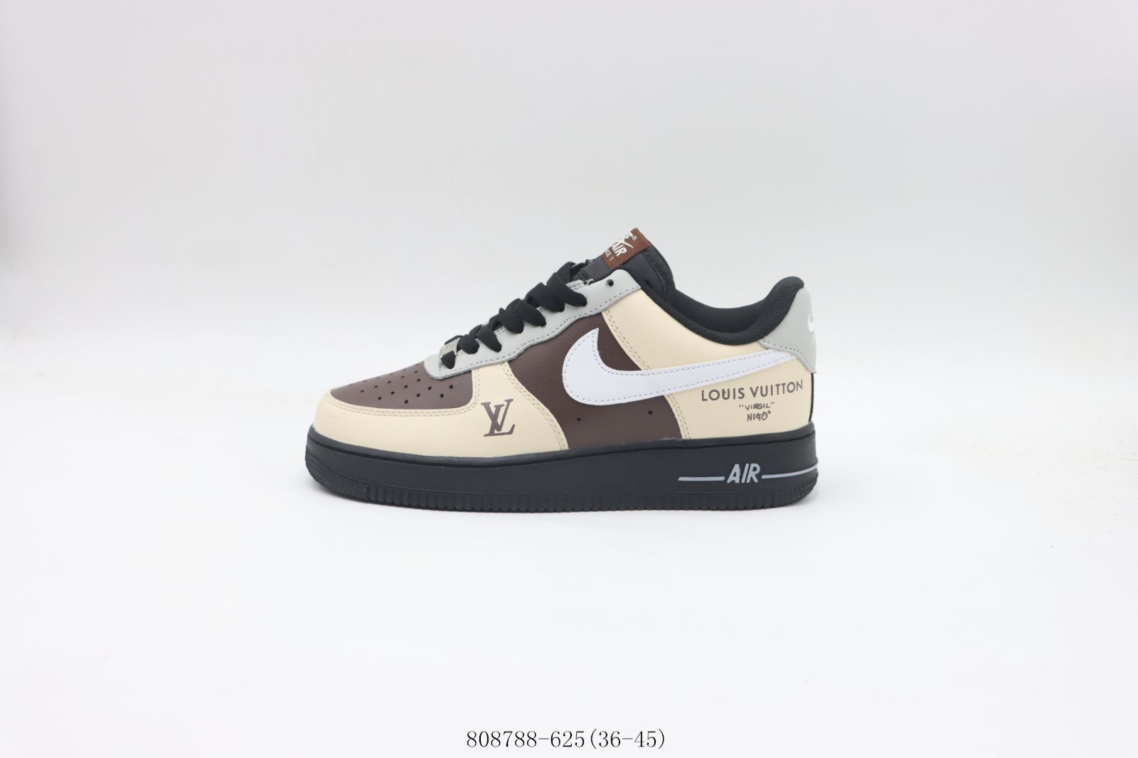 【今日特価】Nike ナイキ スケートシューズ 808788-62 ベ ige ブラウン
