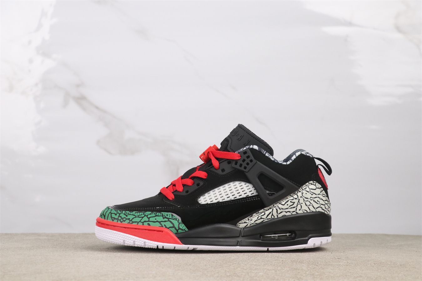 【今日特価】Air Jordan FQ1759-060 エアジョーダン FQ1759-060 スパイク ブラック & グリーン
