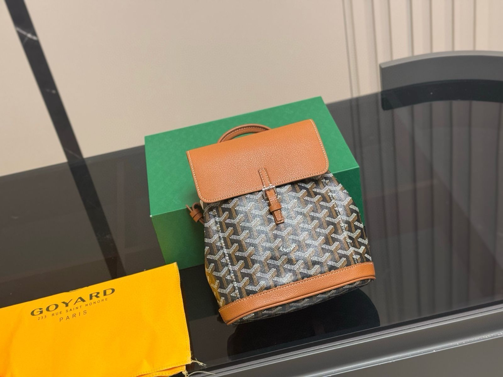 【今日特価】Alpin mini GOYARD リュックサック 20×23cm 軽量 背法自在 おしゃれなミニサイズ
