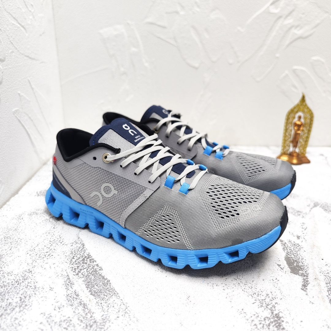 On Cloud X Sneakers オン クラウドX ジョギング スポーツ トレーニング ランニングシューズ メンズ レディース スニーカー タウンユース 新品 未使用 グレー　ブルー　２色