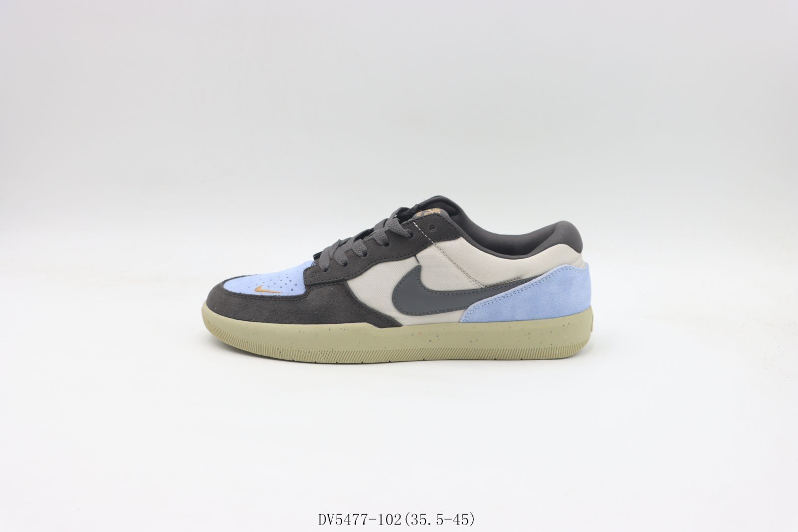 【今日特価】Nike ナイキ スケートシューズ DV5477-102 グレーブルー