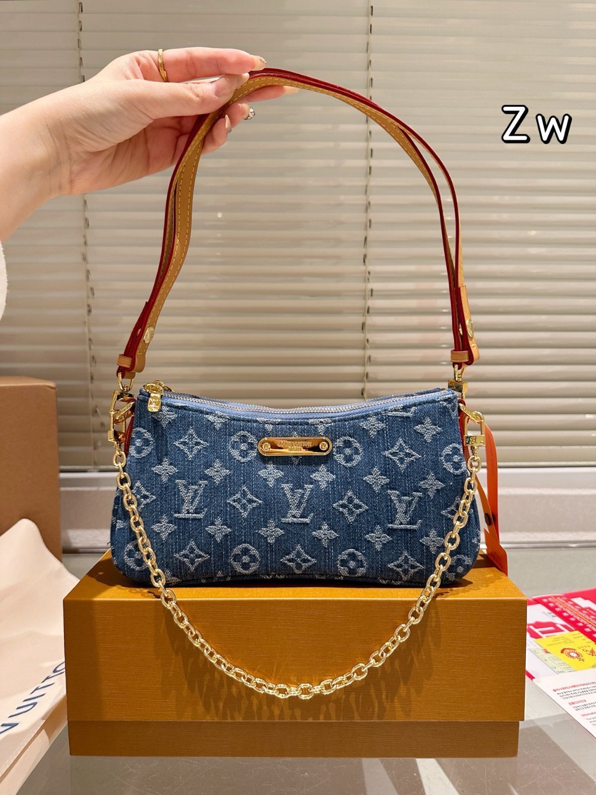 【今日特価】Lv Pochette Monogram Handbag（リヴ ポシェット モノグラム ハンドバッグ）