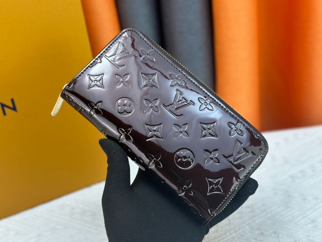 【本日限定特価】LV ルイヴィトン ジッピー ラウンドファスナーウォレット 19×10cm 漆皮光面エンボス [本日特価|新品未使用品]