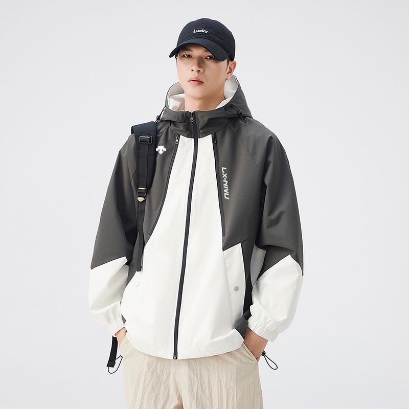 DESCENTE メンズ ライトウェイトジャケット [本日特価|新品未使用品]