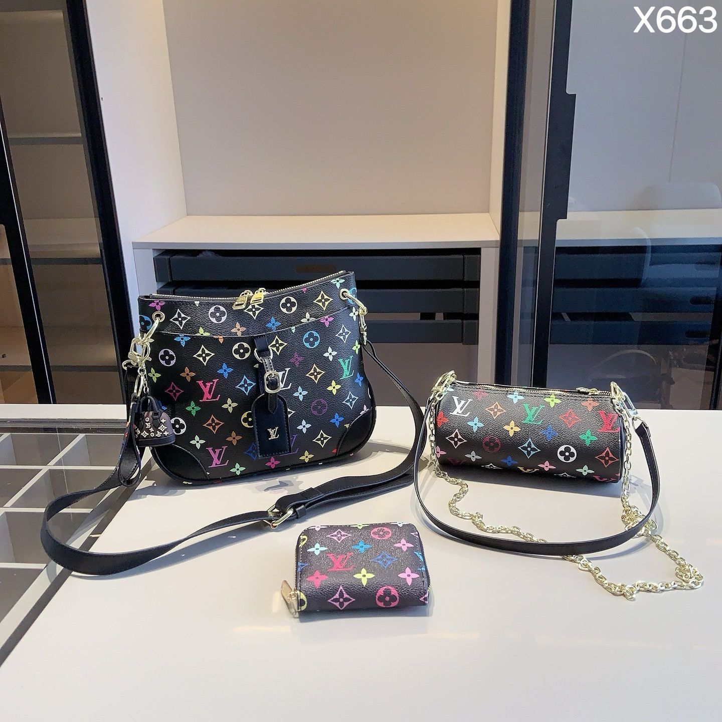 [本日特価] 全新シリーズセット X663 - LV クロスボディバッグ + LV ペンケースバッグ + LV 財布 本日限定特別割引！[本日特価|新品未使用品]