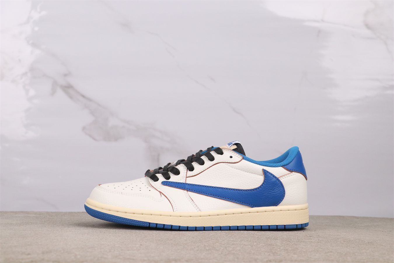 【今日特価】Air Jordan エアジョーダン aj1 Travis Scott x Fragment x エアジョーダン 1 Low OG DM7866-104