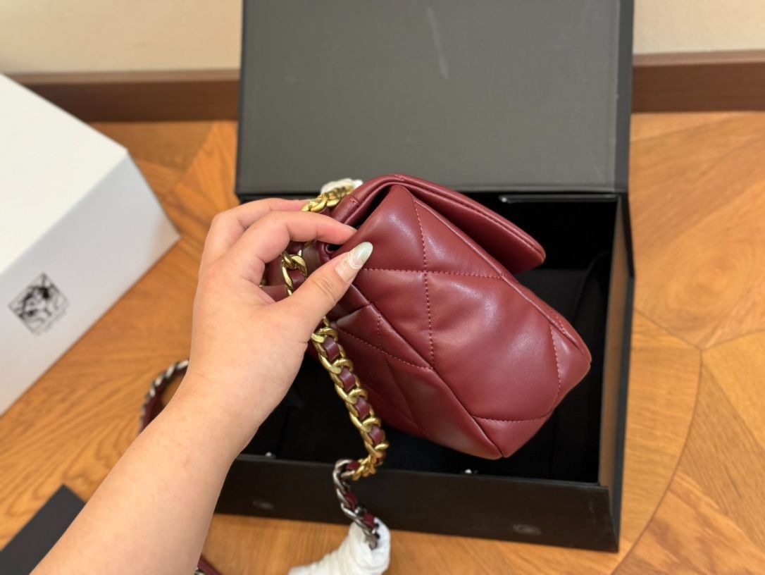 シャネル19 bag/ハンドバッグ、バックパック、小銭入れ、手首バッグ、ショルダーバッグ