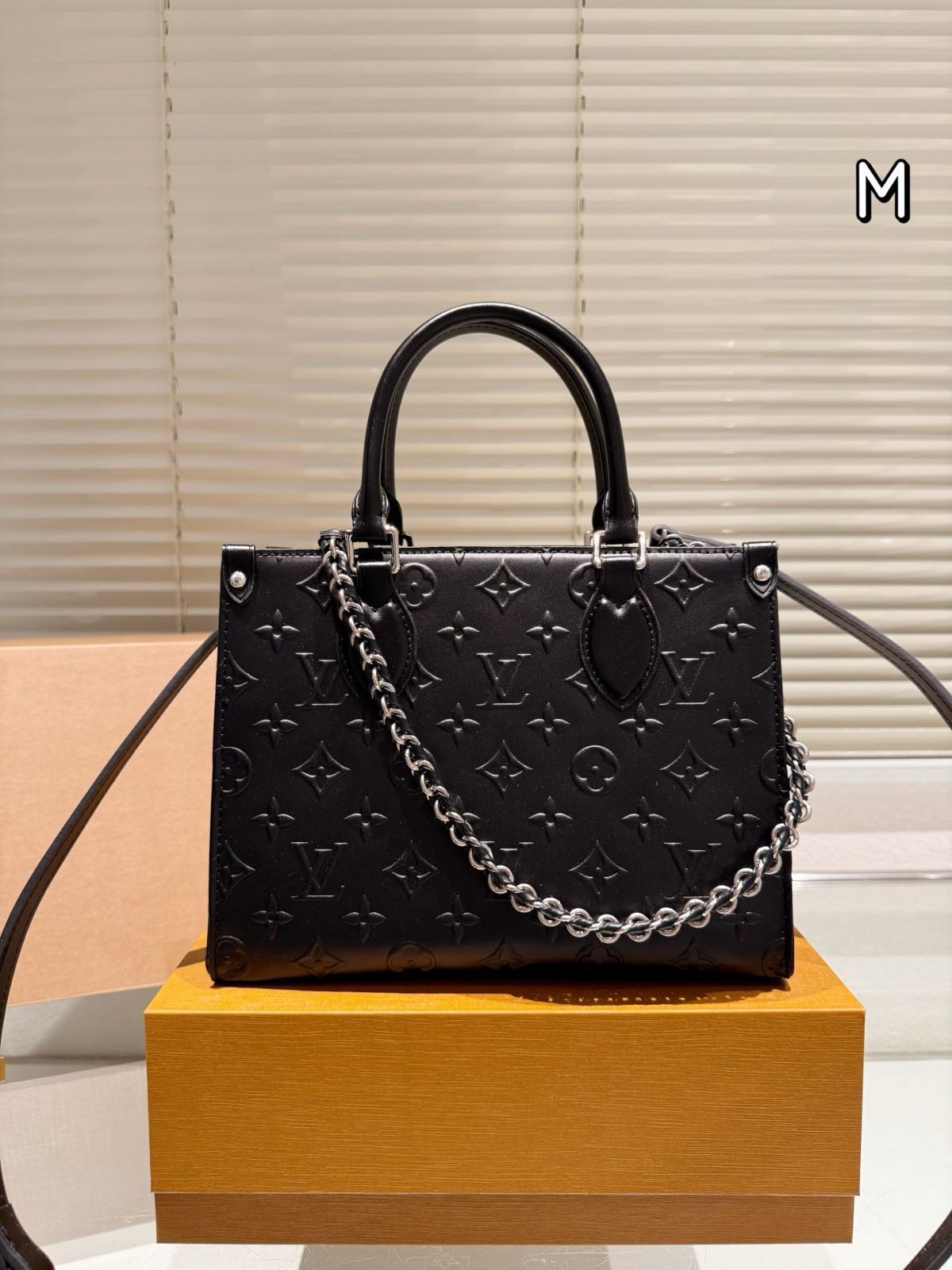 【今日特価】LV OnTheGo PM ルイヴィトン オンザゴー プチバッグ