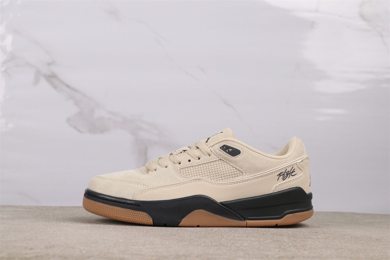 【今日特価】Nike / ナイキ Jordan Flight Court HF3255-200 ブラウン ブラック