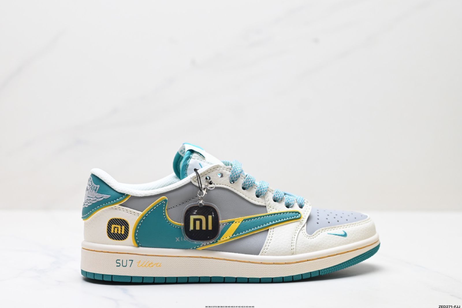 Travis Scott x Air Jordan 1 ” Reverse Mocha “AJ1 トラヴィス・スコット x エア・ジョーダン 1” リバースモカ “ ライトニング バスケットボールシューズ