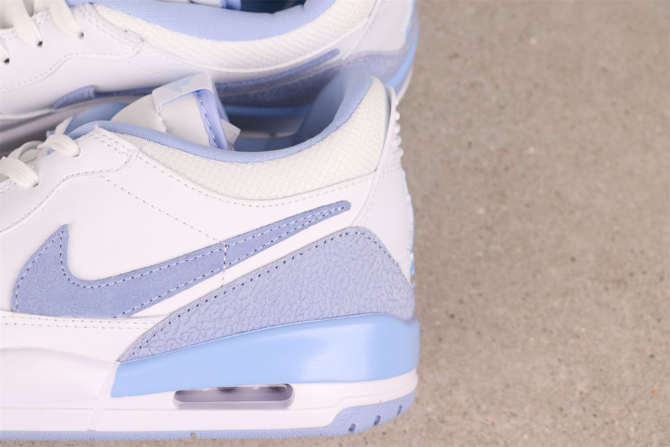 【今日特価】Jordan エアジョーダン Legacy 312 Low FQ7827-104 白水藍