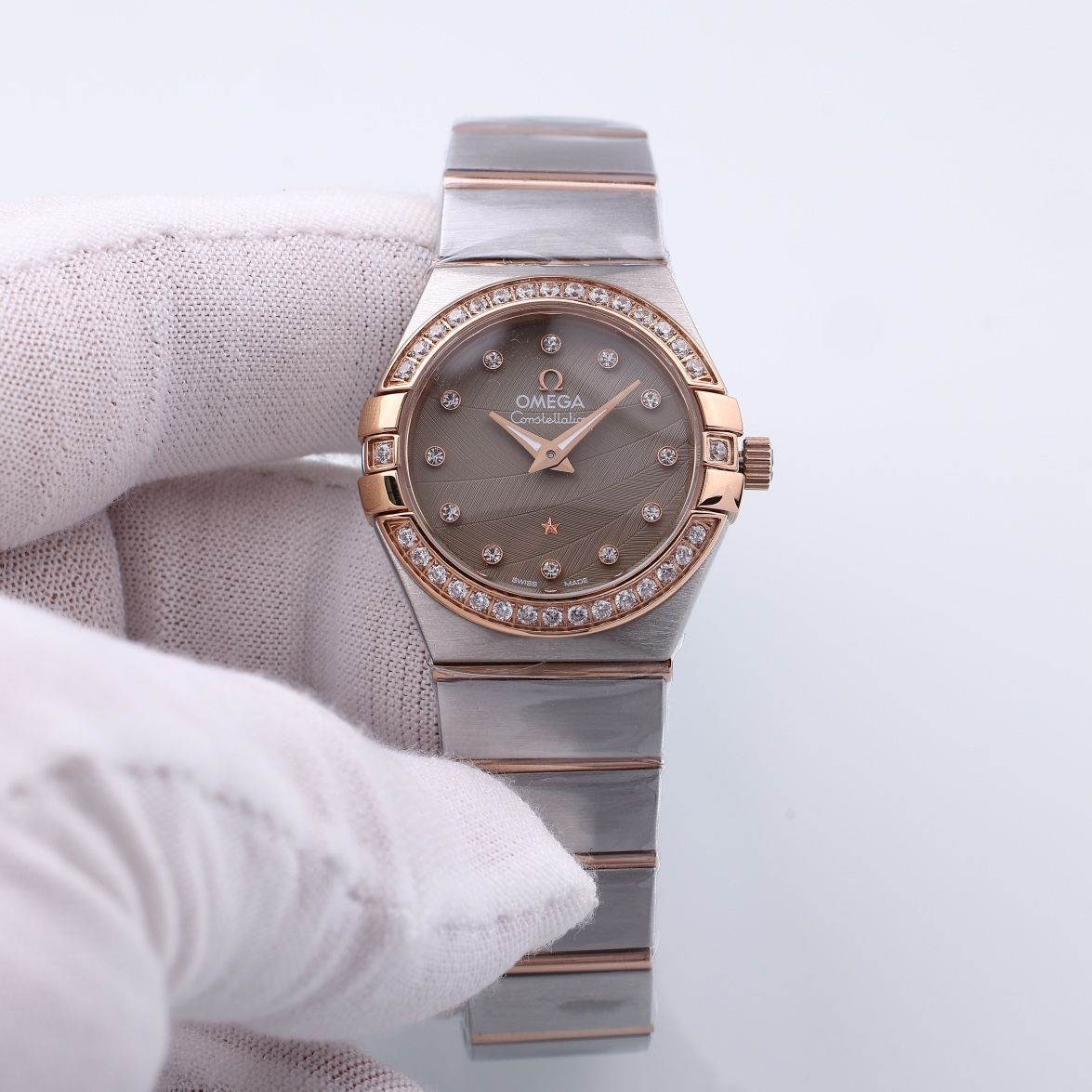 [OMEGA] コンステレーション レディースクオーツウォッチ - 専用ケース・カード・袋付き｜本日限定特価｜新品未使用