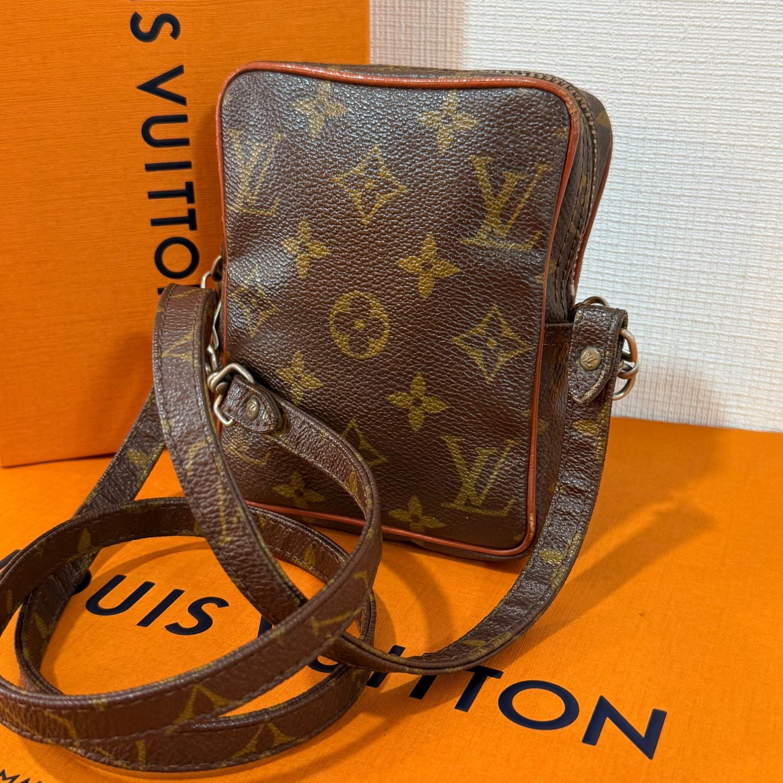 LOUIS VUITTON ルイヴィトン ミニダヌーブ モノグラム バック