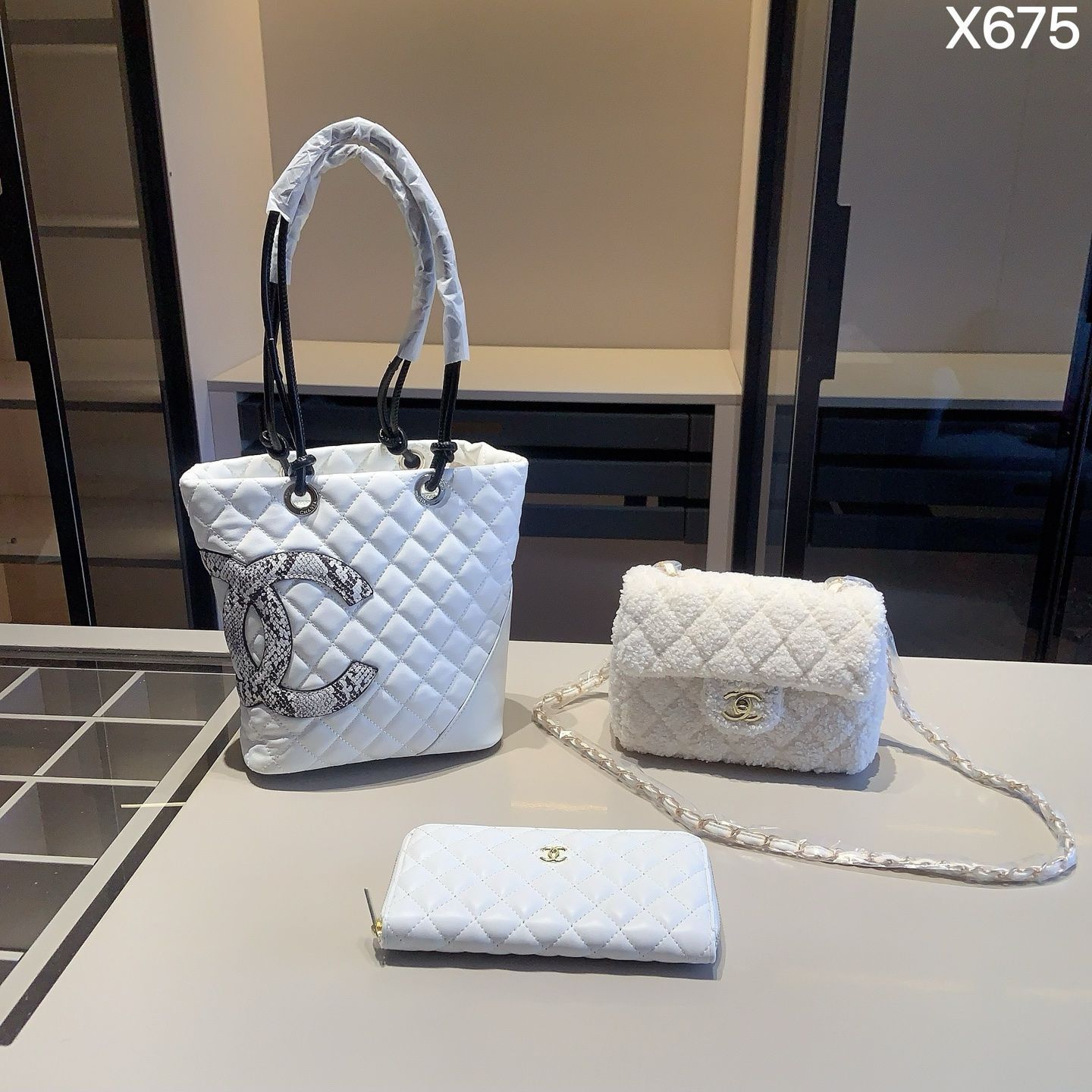 【今日特価】Chanel X675 3点セット, トートバッグ＆スクエアバッグ＆ウォレット, ホワイト, 超お得なセット！ [本日特価|新品未使用品]