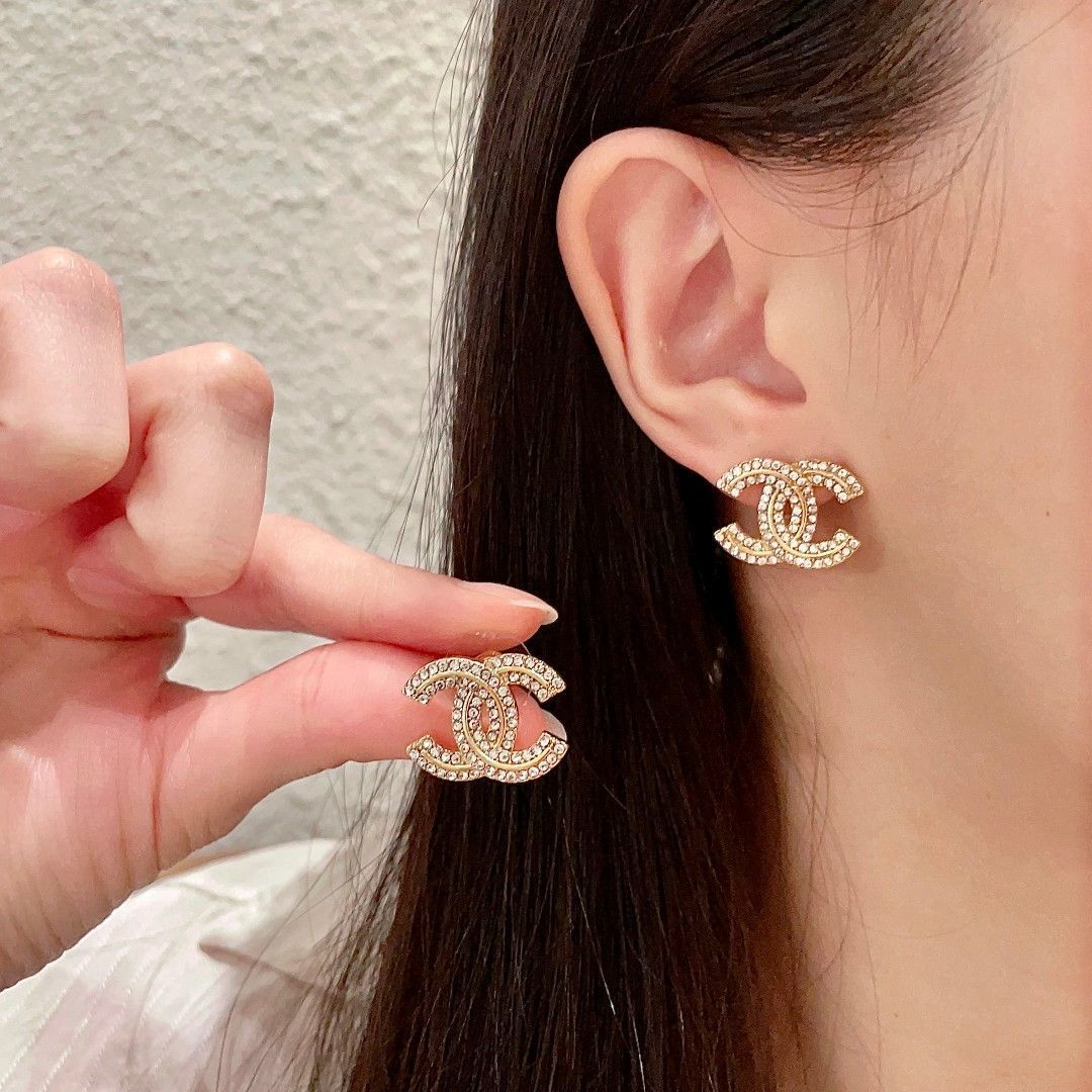 【今日特価】CHANEL シャネル 中古 ダブル C イヤリング オリジナルロゴリプリカ 送料無料！在庫限定セール価格！
