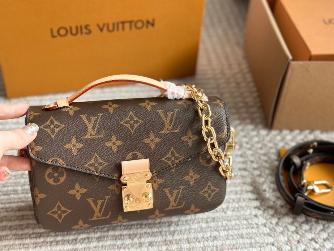 【Louis Vuitton】今日特価！郵便配達員スタイルのチェーンバッグ 送料無料 限定在庫のお得な価格です！