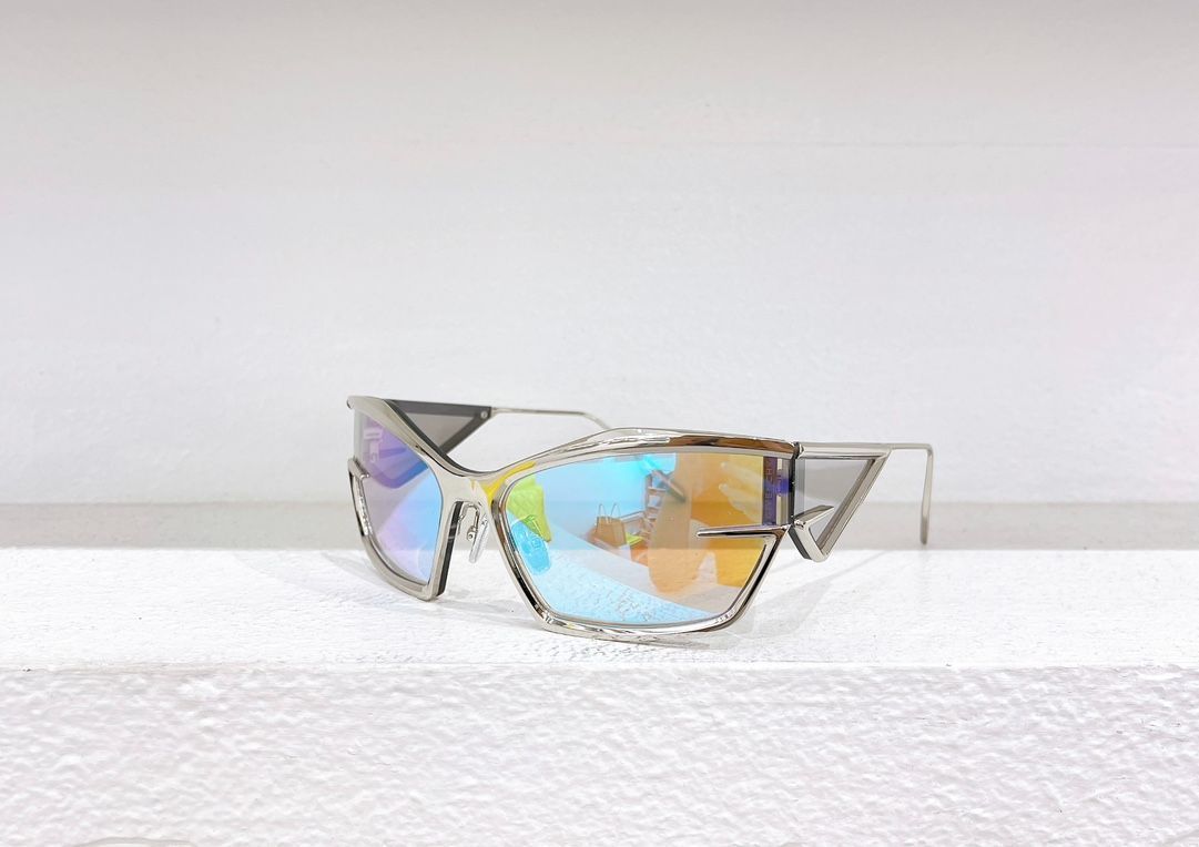 GIVENCH モデル GV40066U サングラス(メガネ)、モードアイウェア -WTO輸入1 GIVENCH モデル GV40066U サングラス(メガネ)、モードアイウェア -WTO輸入1