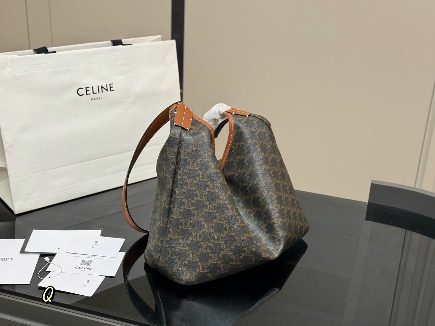 [Celine] ホーボーバッグ トリオンフデザイン | セリーヌ レディースバッグ｜本日限定特価｜新品未使用