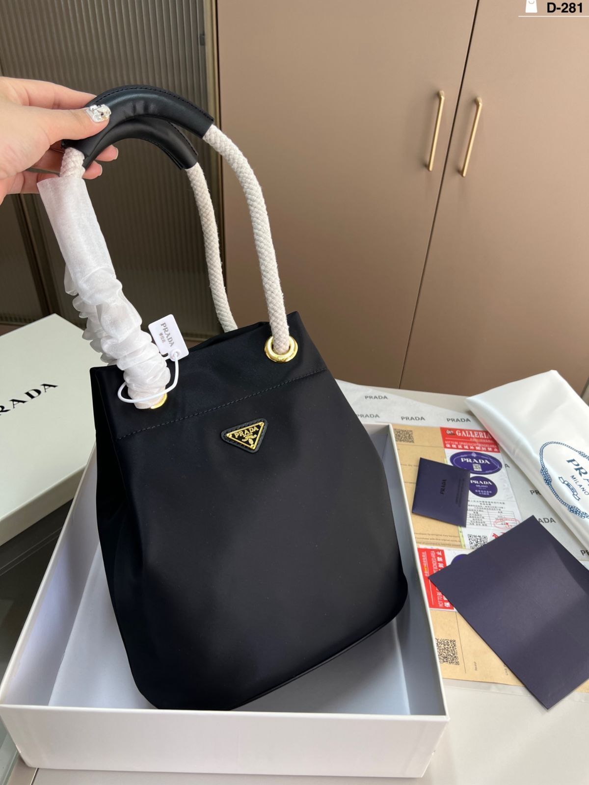 PRADA 2025 年春夏季 バケットトートバッグ -MM輸入5
