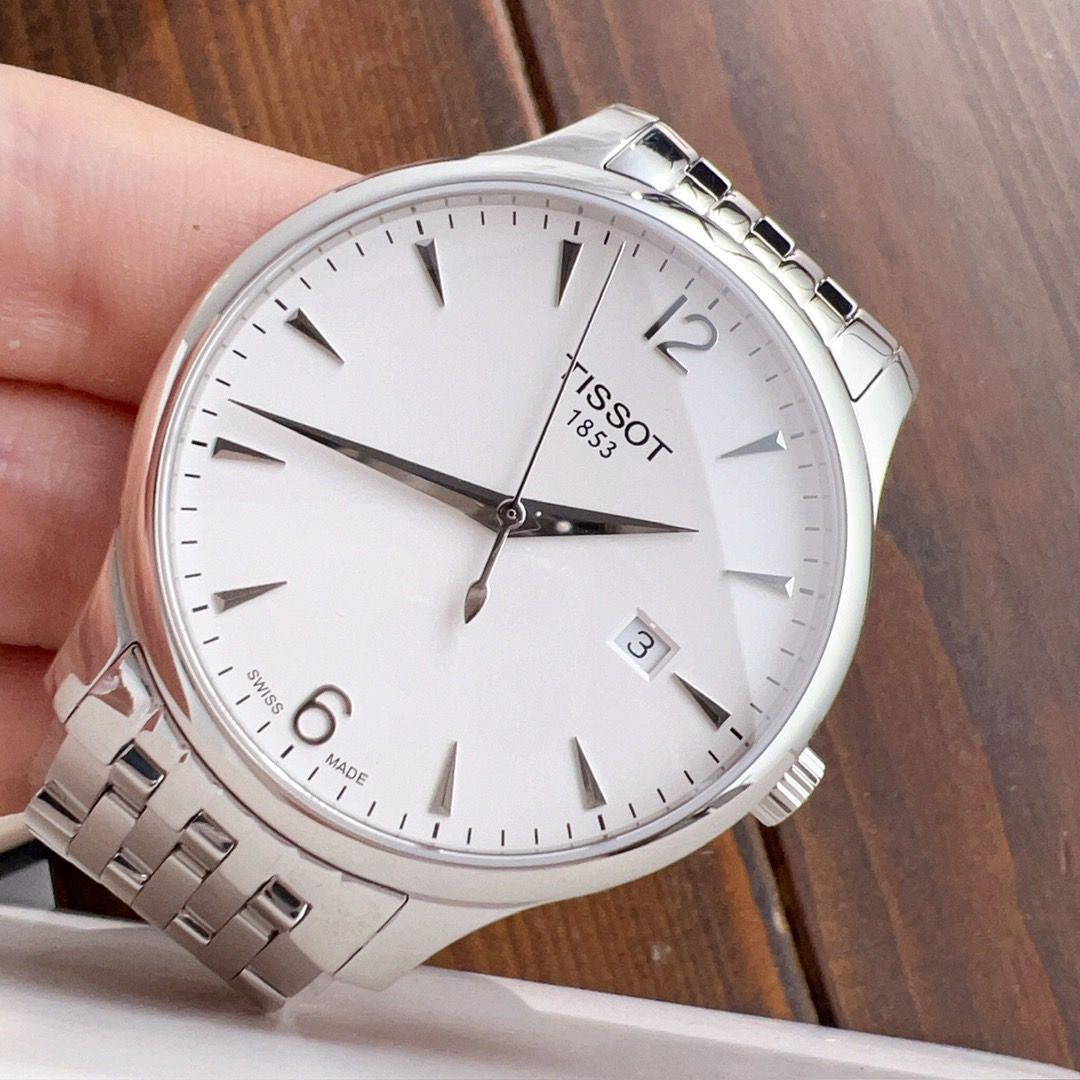 TISSOT ティソ レディース腕時計 42mm｜スイス製クオーツ×サファイア 