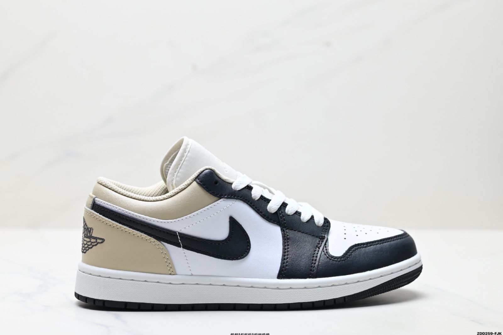 Nike Air Jordan 1 LowAJ1 ロートップ カジュアルスケートシューズ
