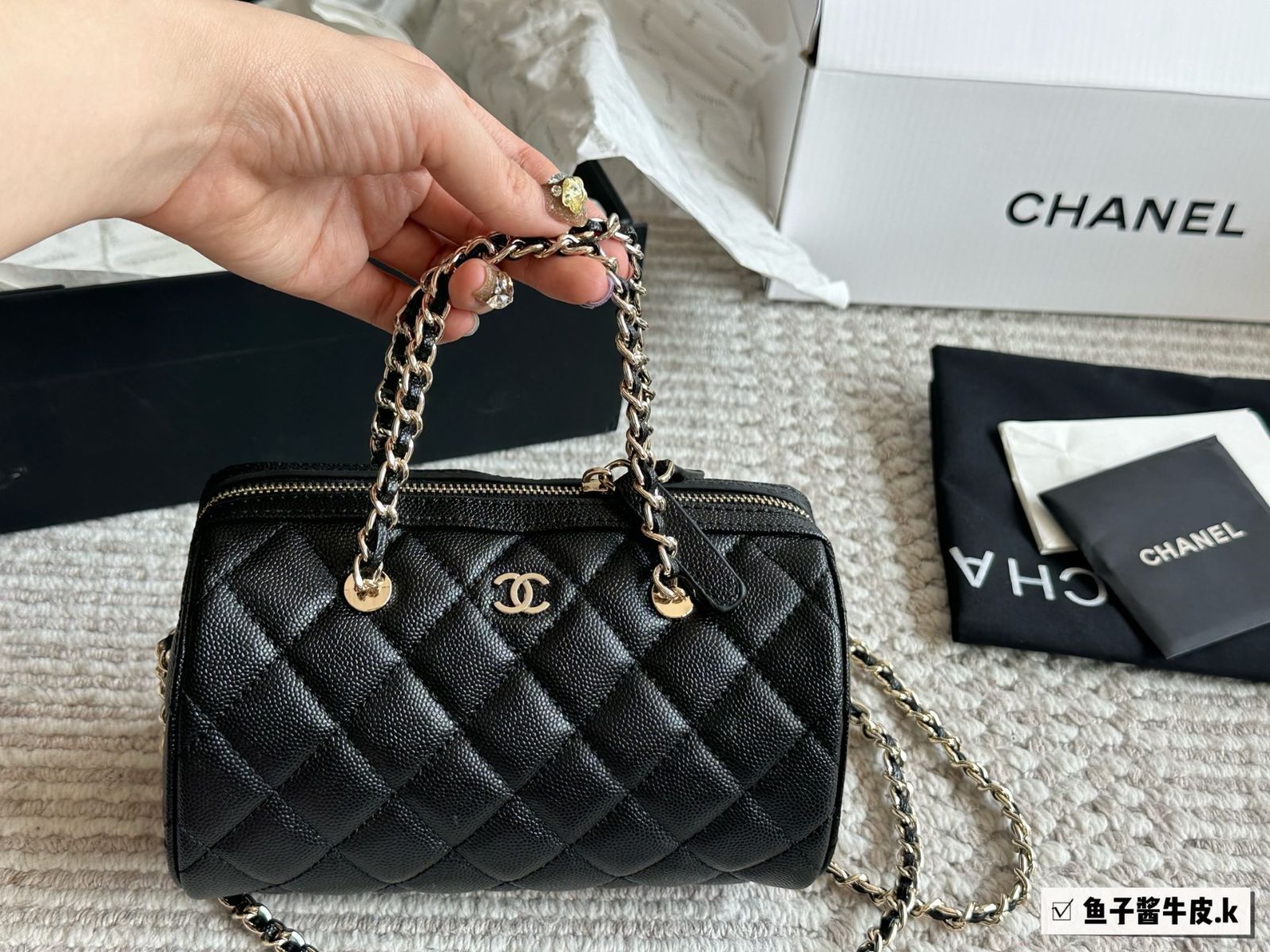 【今日特価】Chanel 25P Bowling Bag シャネル 25P ボウリングバッグ（ブラック × ホワイトエッジ）