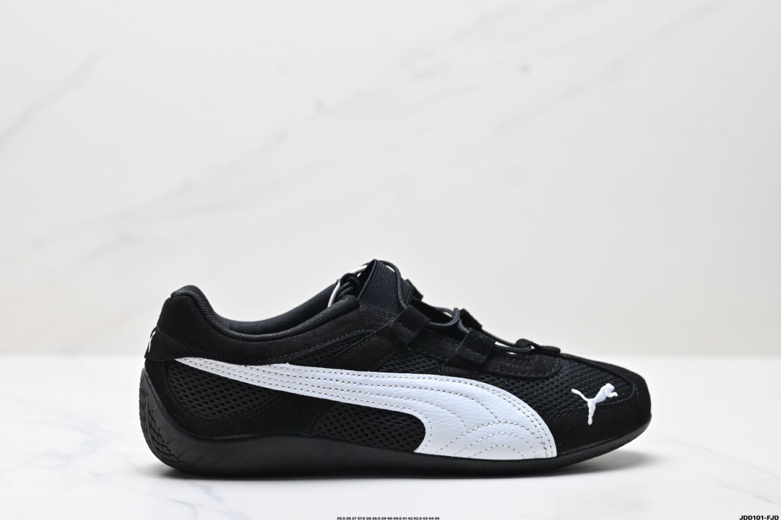 Puma Speedcat GO WNS Puma スピードキャット GO WNS 、滑り止めと摩耗に強い日常ウェア スポーツシューズ。