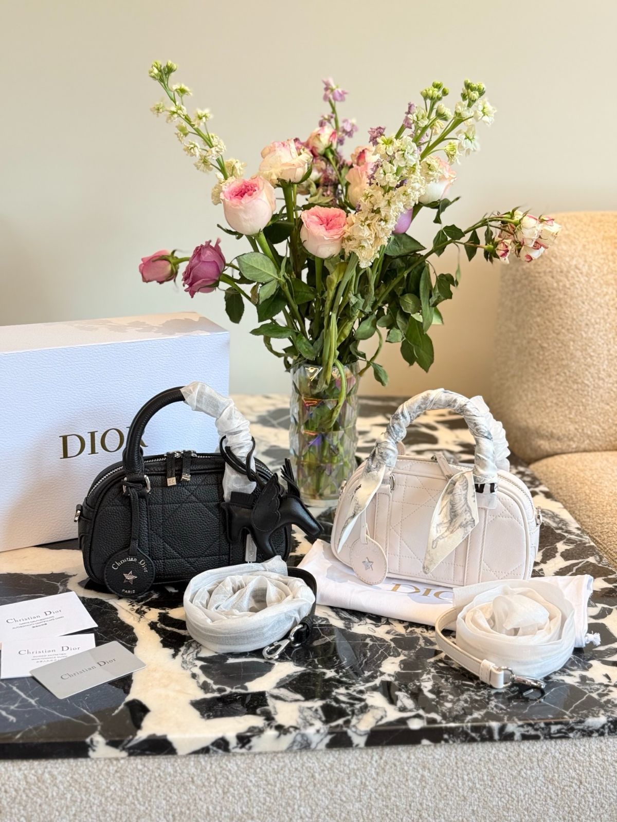 DIOR 2025年春夏新作 D-Vibe East-West ミニバッグ ? ブルーオブリーク [本日特価|新品未使用品]