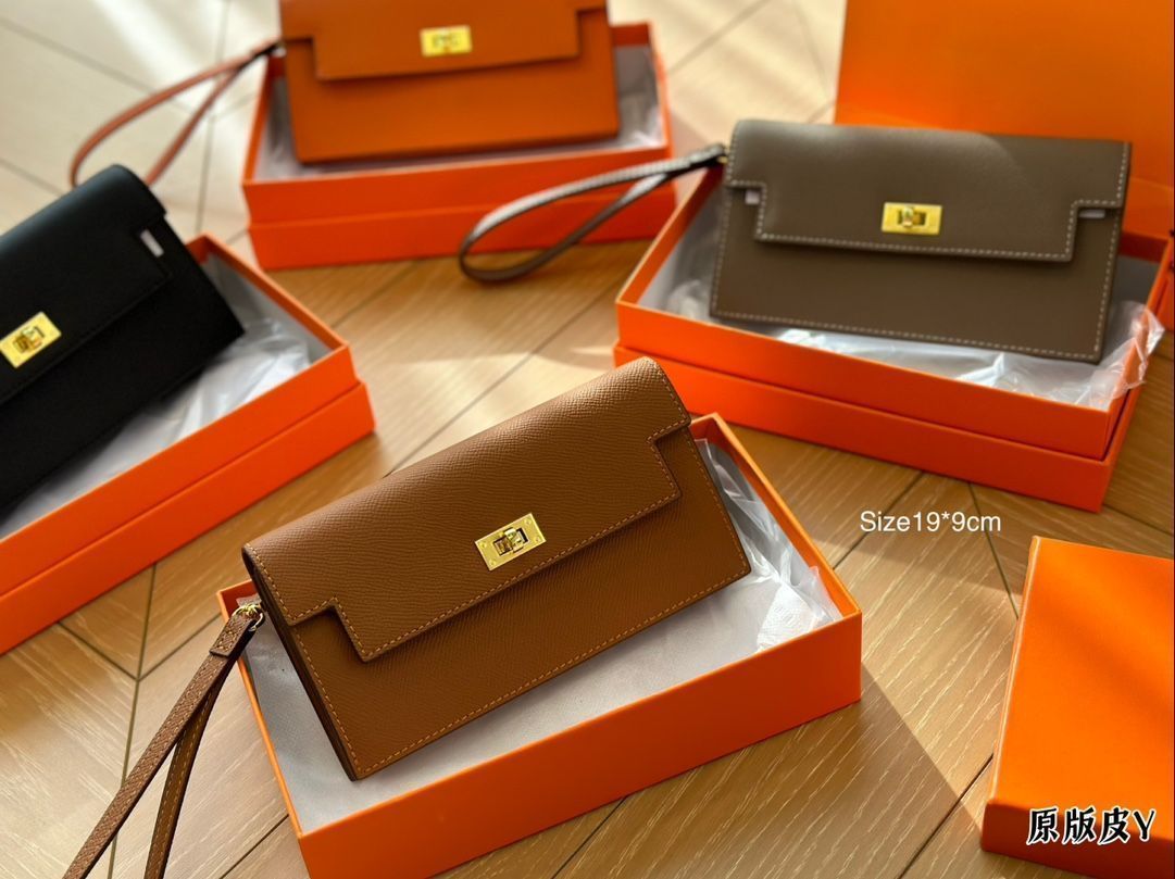 【本日限定特価】エルメス ケリー トゥーゴー ゴールドブラウン 19×9cm 専用ボックス付き[本日特価|新品未使用品]