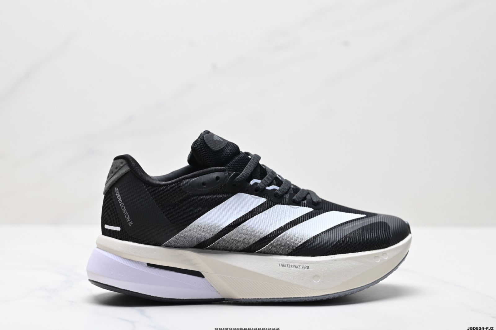 Adidas（アディダス） 「アディダス adizero BOSTON 13 透気メッシュ レース ランニングシューズ」