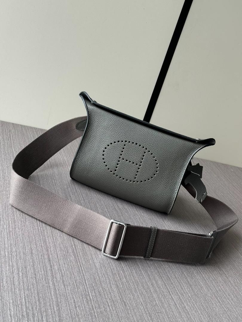 エルメス　ショルダーバッグ　21