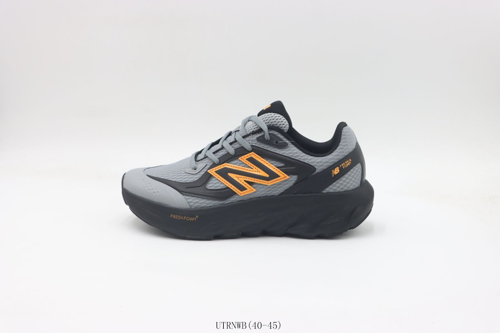 【今日特価】New Balance ニューバランス ブラックグレーオレンジ UTRNWB