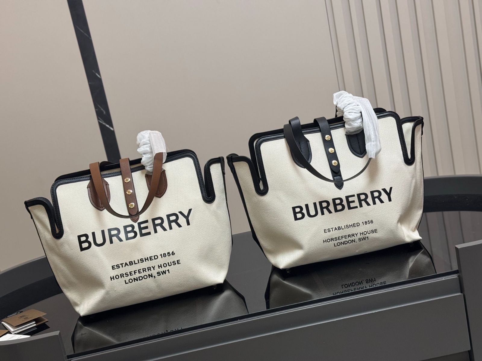 【今日特価】Burberry ショッピングバッグ