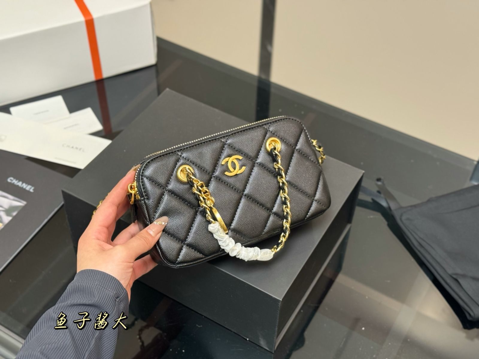 【今日特価】Chanel 23B Gold Coin Boston Bag ゴールドコイン ボストンバッグ