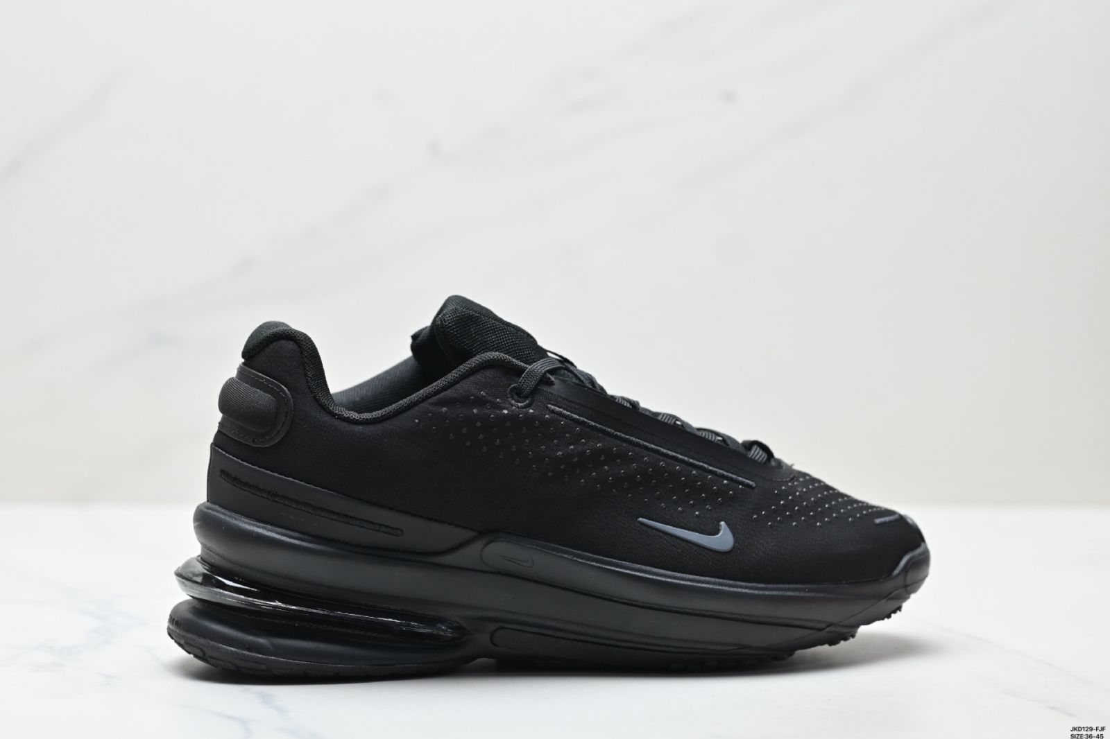 【今日特価】Nike Air Zoom Upturn 快適・滑り止め・耐磨耗 ナイキ ロートップ ランニングシューズ