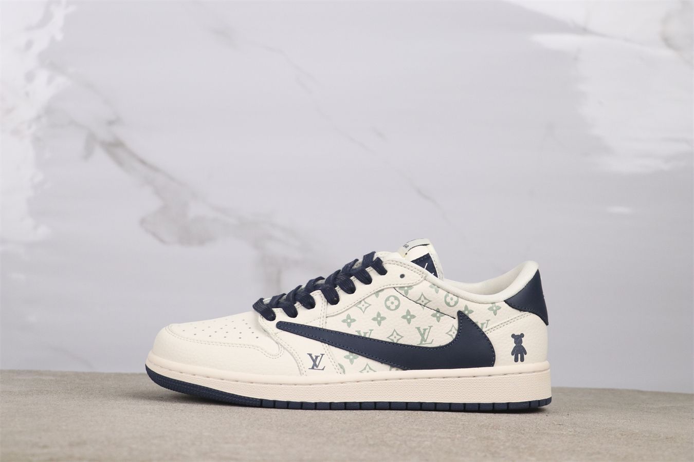 【今日特価】Air Jordan SJ2068-100 エアジョーダン SJ2068-100 ベージュ