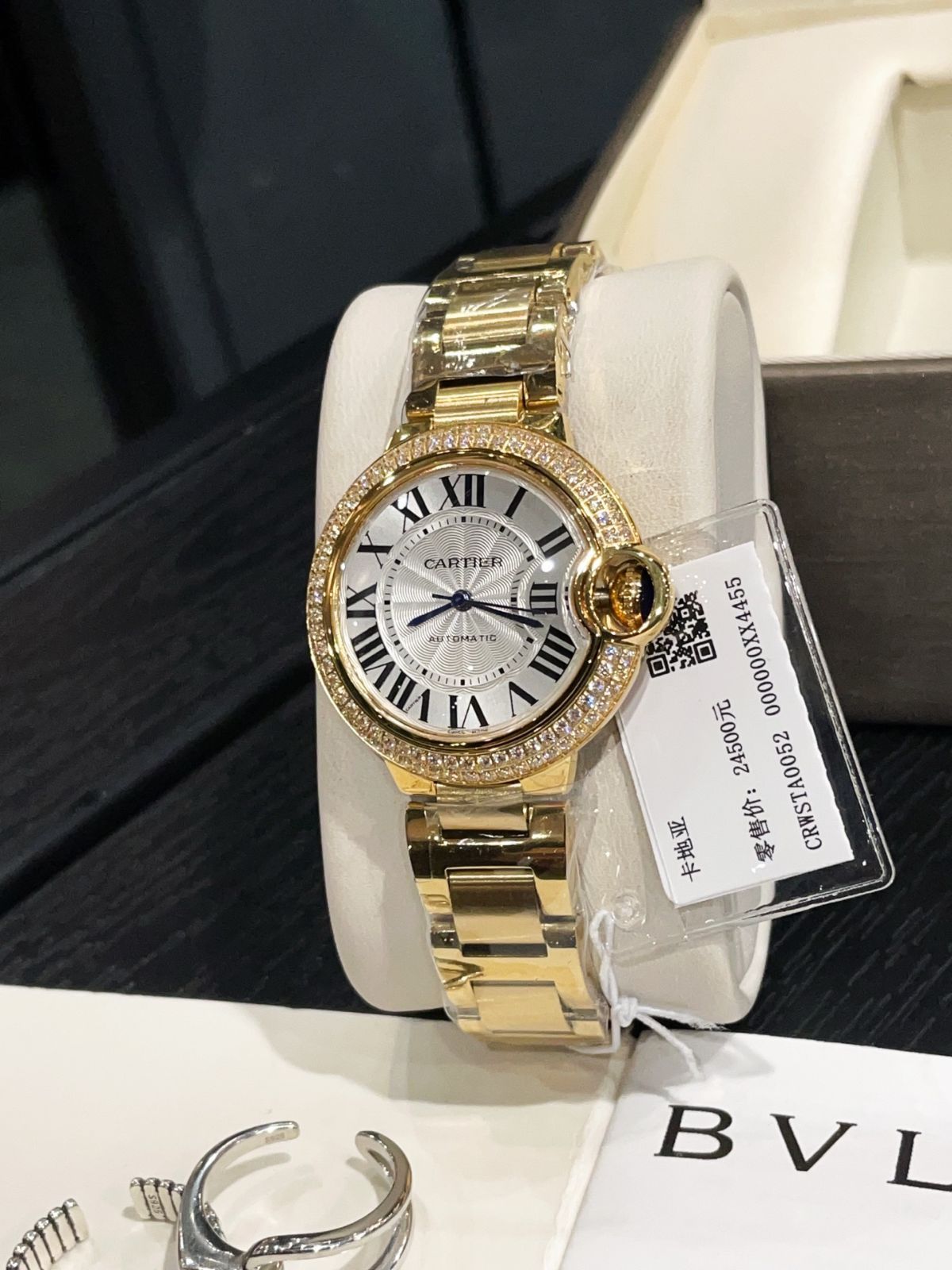 [Cartier] ブルーボア 33mm レディースウォッチ - 専用ケース・カード・袋付き｜本日限定特価｜新品未使用